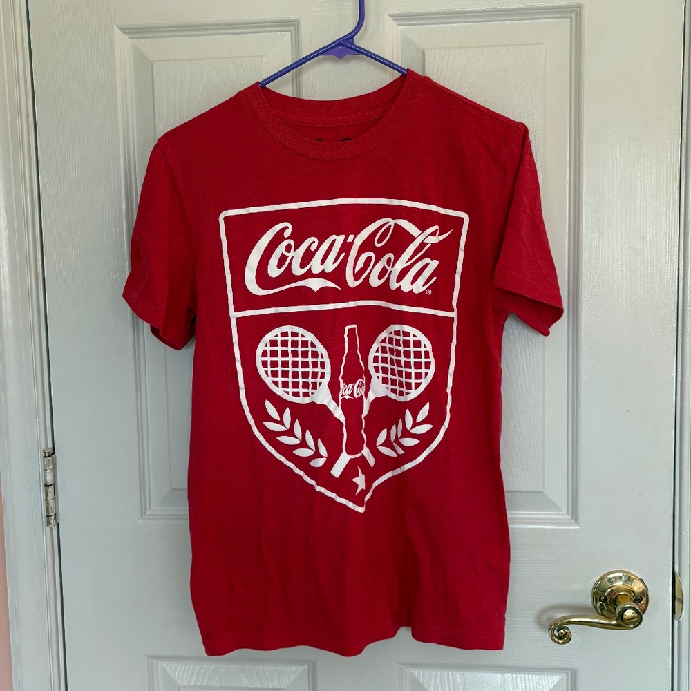 ❤️ Coca-Cola Graphic Tee | Size S